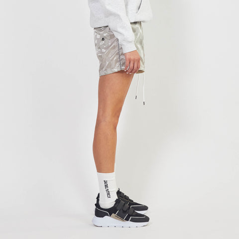 venice trunk / champagne checkers + 3M