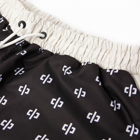 icon monogram trunk / black + ivory