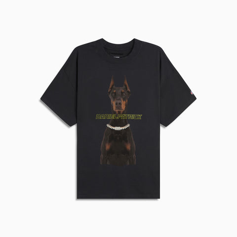 doberman tee / washed black