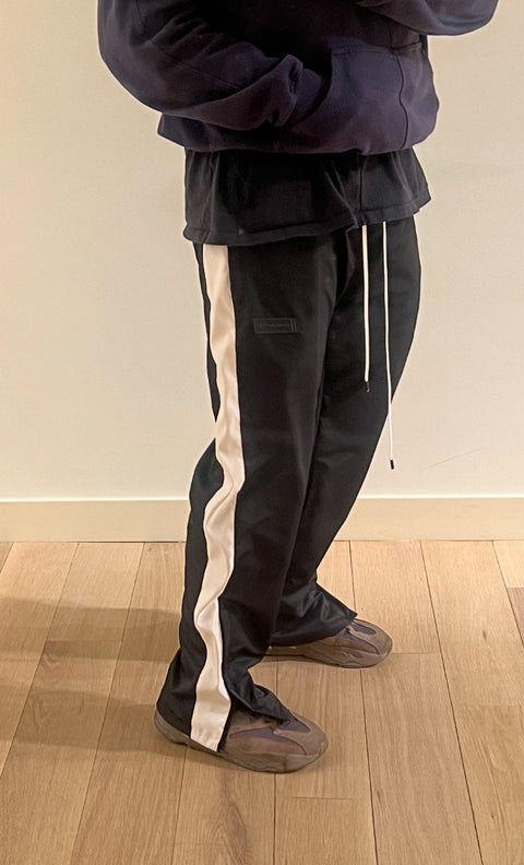 parachute straight leg track pant / black + ivory