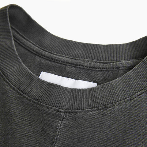 standard tee / vintage black